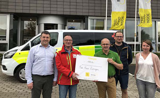 Recticel Insulation schenkt cheque van €1.000 aan Rode Kruis Zwevegem