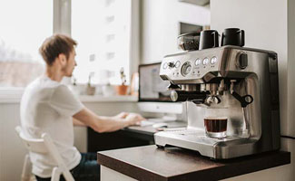 Wat is nu een handige plek om een koffiemachine neer te zetten?
