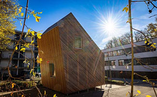 Een zelfvoorzienend Tiny House: een stap voorwaarts naar een kleine voetafdruk