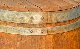 Regenwater opvangen in houten regenton: stijlvol en duurzaam