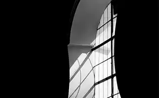 Polycarbonaat met een nieuw imago: moderne architectuur en goede thermische isolatie