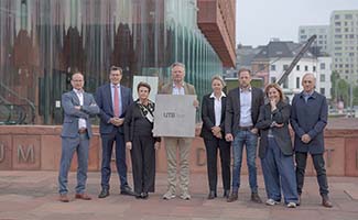 /UTB-fuseert-met-RG-Tegel-en-verstevigt-marktleiderschap/