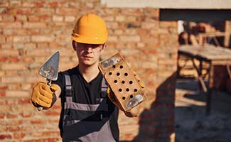 /Het-fundament-van-onze-hedendaagse-economie-de-rol-van-arbeidsmigranten/