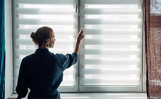 /Waarom-kiezen-voor-op-maat-gemaakte-raamdecoratie/