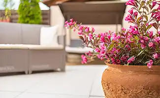 Zo maak je je terras weer gezellig en klaar voor de zon