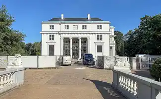 Restauratie Hof Ter Linden bereikt nieuwe fase