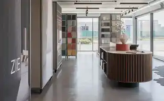 Nieuwe showroom van DecoLegno geopend in Kampenhout
