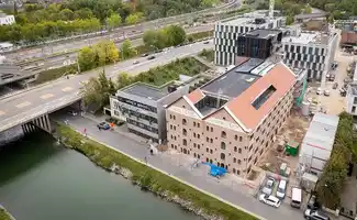 Oude mouterij in Mechelen krijgt nieuwe bestemming als loftkantoren