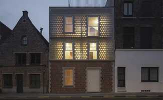 /Gentse-rijwoning-in-houtbouw-wint-prijs-op-Bis-Architectuurwedstrijd-2025/