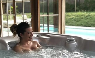 /Hoe-haal-je-wellness-naar-je-eigen-tuin/