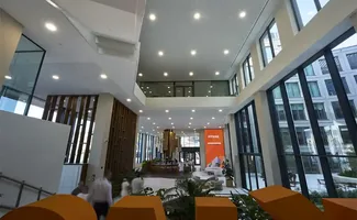 Akoestisch comfort centraal in nieuwe hoofdzetel van Ethias dankzij Knauf