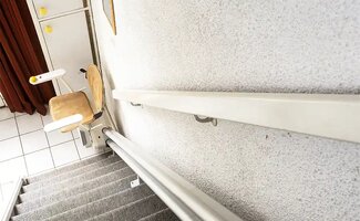 /Wat-maakt-een-traplift-echt-slim/