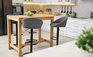 /Hoe-kies-je-comfortabele-barkrukken-voor-keuken-en-leefruimte/