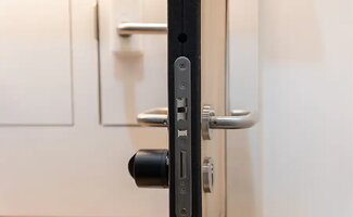 /Veilig-en-comfortabel-wonen-zo-kies-je-slimme-slot-oplossingen-voor-je-huis/