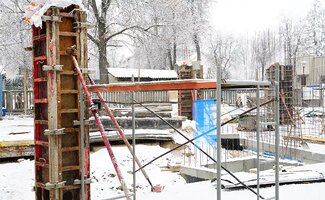 /Winterweer-zorgt-tijdelijk-voor-stilstand-op-buitenwerven/