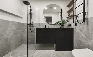 Een nieuwe badkamer laten plaatsen: waar moet je op letten?