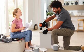 /Stop-met-uitstellen-waarom-klusjes-maar-blijven-liggen/