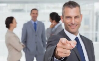 /Interim-leiderschap-bij-financiele-onzekerheid-zonder-koersverlies/