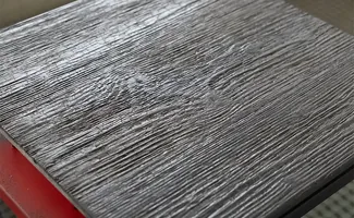 Zo creëer je de burnt wood-look zonder echt verkoold hout