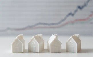 /Kloof-tussen-kopers-en-huurders-op-Nederlandse-woningmarkt-groeit/