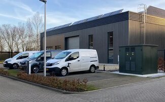 /Zo-helpt-energieopslag-bij-een-groeiend-bedrijfspand/