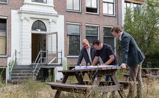 /Monumentaal-grachtenpand-in-Haarlem-krijgt-zes-luxe-appartementen/