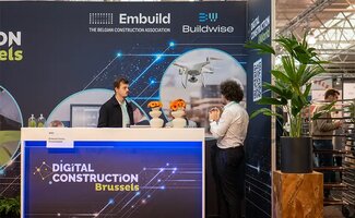 /Bouwrobots-maken-hun-intrede-op-vakbeurzen-van-Embuild/