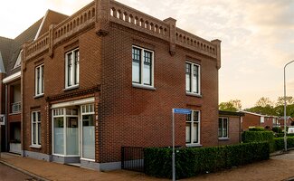 /Raamfolies-als-slimme-tussenstap-privacy-en-zonwering-zonder-meteen-nieuwe-ramen/