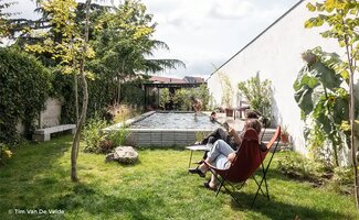 /BILT-bekroont-stadswoning-die-ruimte-maakt-voor-de-tuin/